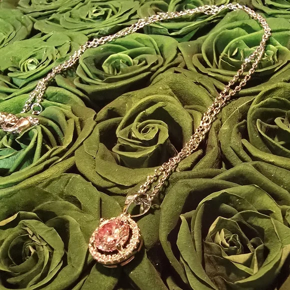 Moissanite 1.0 Ct Sakura Pink Elegant Pendant Necklace - Pretty In Pink- Sparkle - Picture 5 of 8